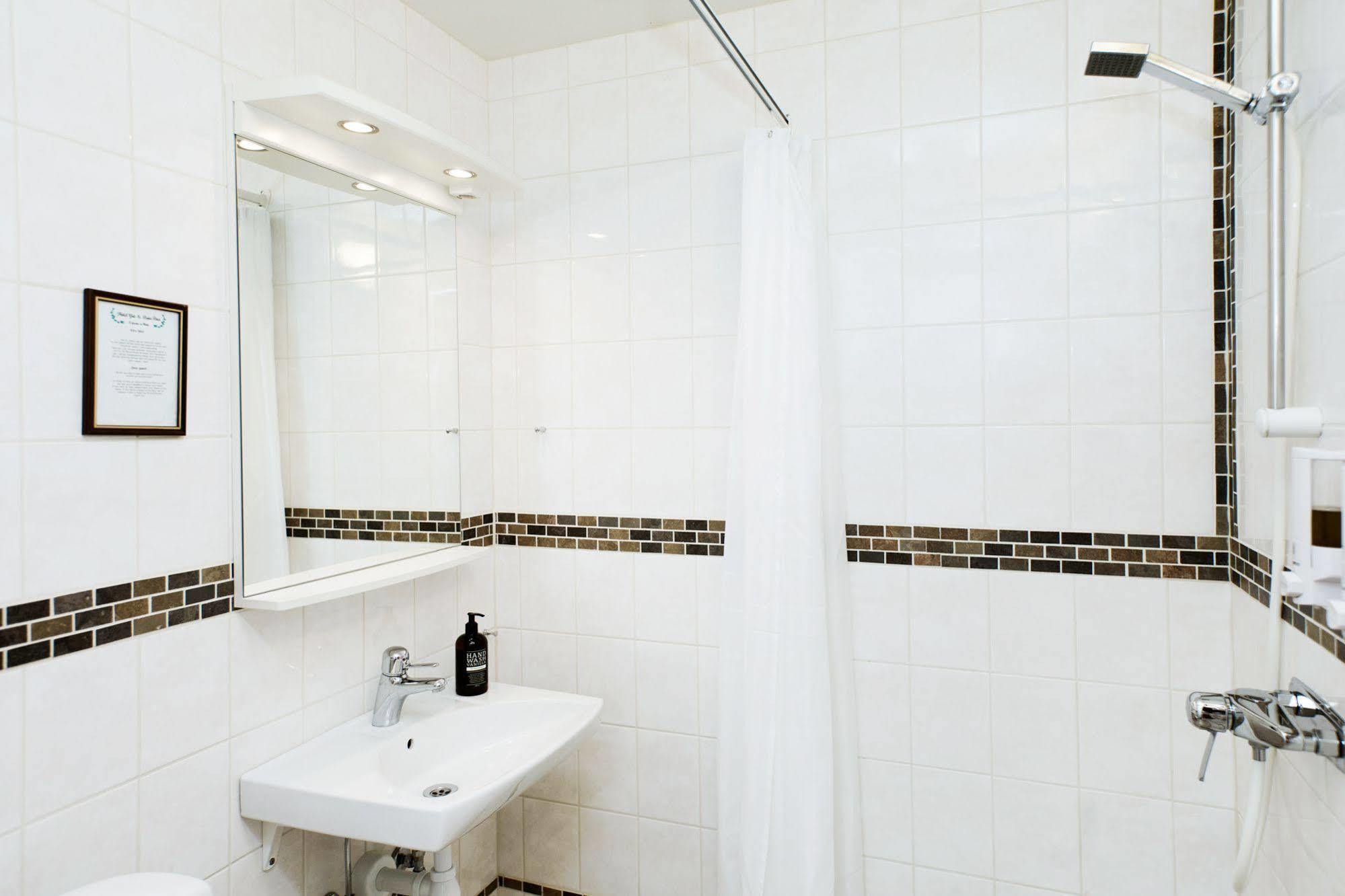 Hotell Lindgarden VBY Kültér fotó